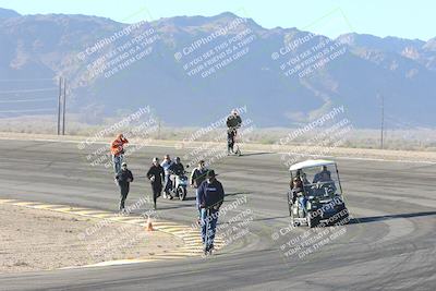 media/Jan-09-2025-Racers Edge (Thu) [[9e316ffd38]]/1-Around the Pits-Track Walk/